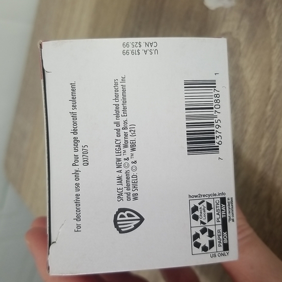 Hallmark Keepsake Ornament Space Jam Lebron James & Bugs Bunny Christmas 2021 - Picture 7 of 11